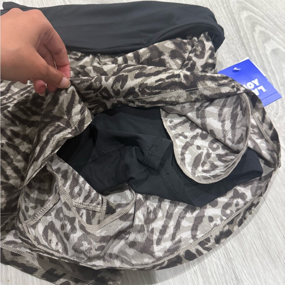 Women's Mid-Rise Foldover Waistband Woven Shorts 2" - JoyLab Animal Print XS - Picture 7 of 9